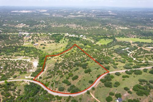 831 Hidden Creek Dr, Dripping Springs, TX, 78620-4659 | Card Image