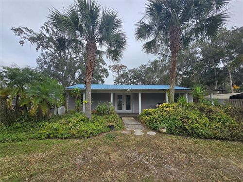 55646 Carl St, Astor, FL, 32102-2806 | Card Image