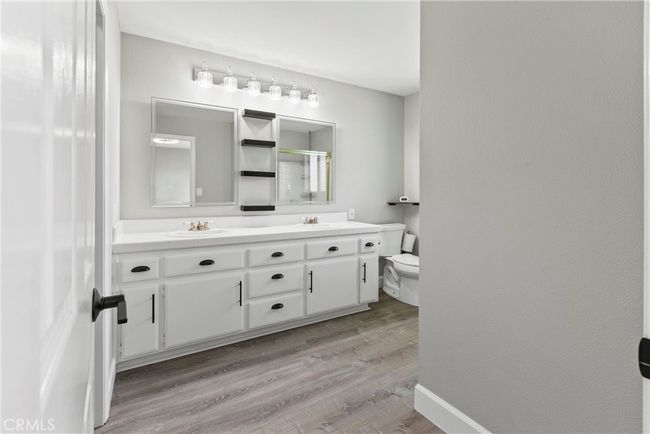 Primary bath | Image 17