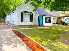Brookside Ave, Independence, MO 64053