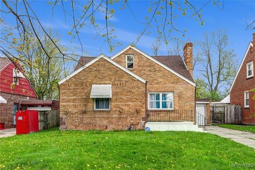 321 Eggert Rd, Cheektowaga, NY, 14215-2941 | Card Image