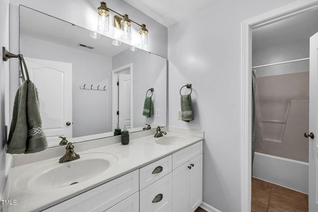 4002 Forbes Way-131 | Image 30