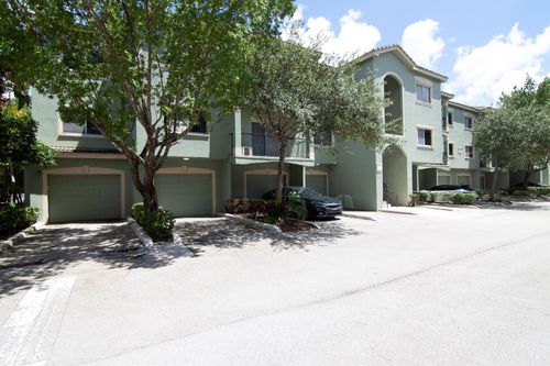 apt-202-360 Crestwood Cir, Royal Palm Beach, FL, 33411-4981 | Card Image