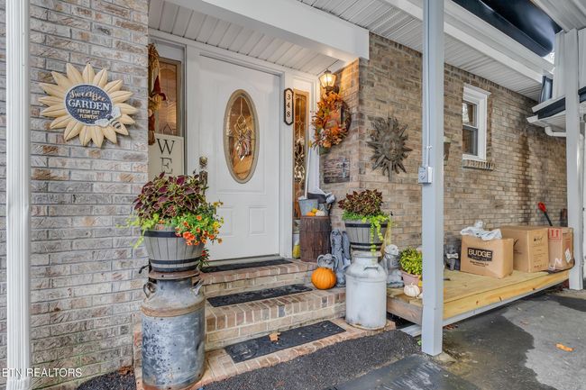 348 Cemetery Rd, House other with 4 bedrooms, 2 bathrooms and null parking in Pennington Gap VA | Image 12