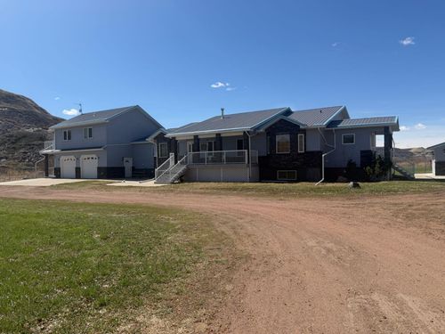 765 Excelsior Ave, Drumheller, AB, T0J0Y9 | Card Image