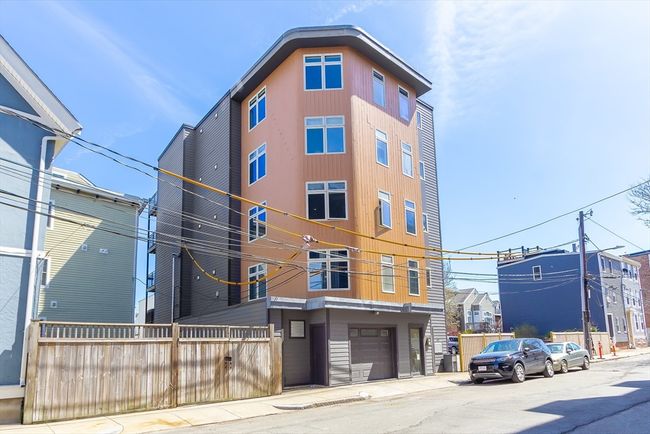 UNIT-2 - 112 W 9 Th St, Condo with 3 bedrooms, 2 bathrooms and 1 parking in Boston MA | Image 23