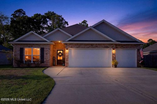 8009 Crawford Dr, Long Beach, MS, 39560-5649 | Card Image