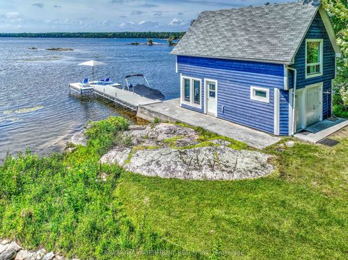 11 Woodworth Dr, Burnt River, ON, K0M1C0 | Card Image