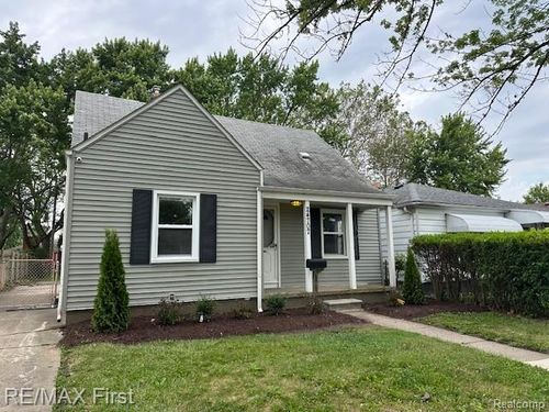 24707 Saxony Ave, Eastpointe, MI, 48021-1280 | Card Image