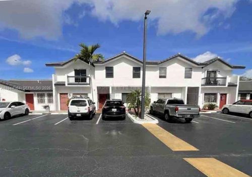 apt-5-11685 Nw 1st Ter, Sweetwater, FL, 33172-4902 | Card Image