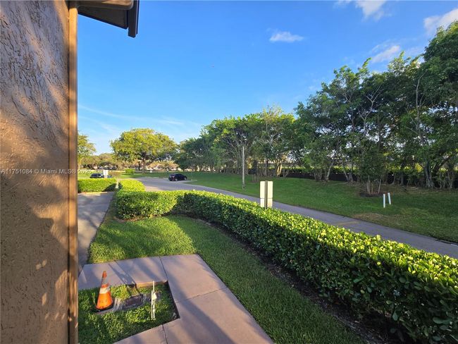 APT-202 - 10002 Winding Lake Rd, Condo with 2 bedrooms, 2 bathrooms and null parking in Sunrise FL | Image 20