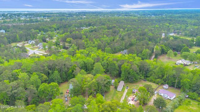 840 Wildwood Cir, House other with 3 bedrooms, 2 bathrooms and null parking in Hampstead NC | Image 33