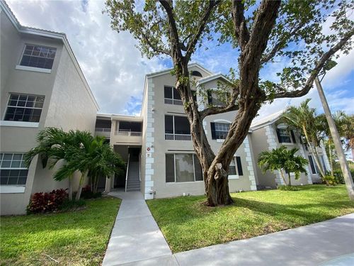 107-2841 N Oakland Forest Dr, Oakland Park, FL, 33309-7658 | Card Image