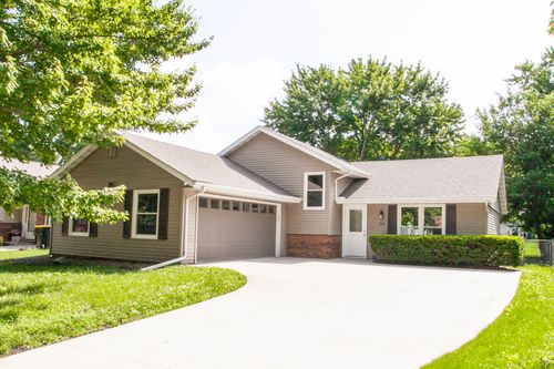 308 Judith Dr, Normal, IL, 61761-1907 | Card Image