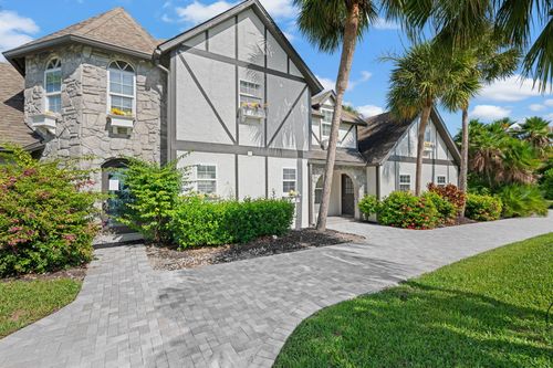 121 Queen Eugenia Ct, Hutchinson Island, FL, 34949-8318 | Card Image
