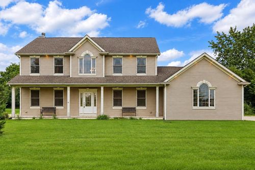 7004 286th Avenue, SALEM LAKES, WI, 53168 | Card Image