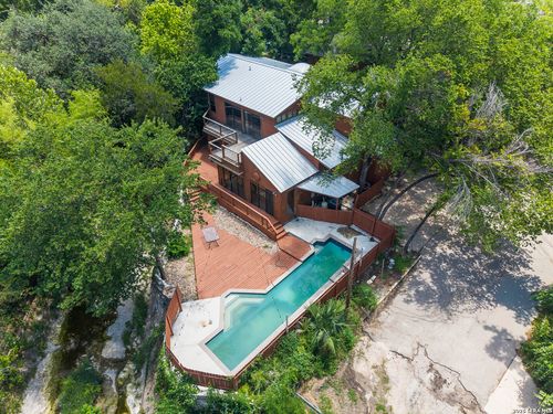 800 Leonard St, Austin, TX, 78705-3212 | Card Image