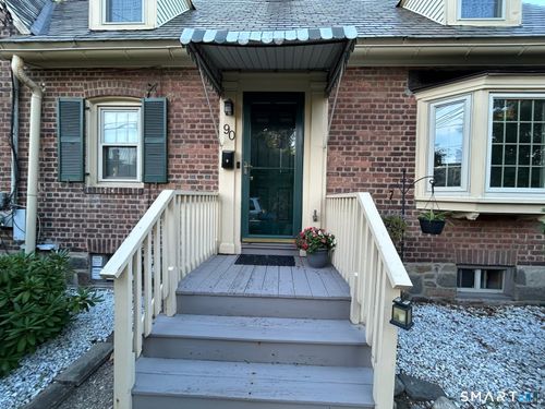 90 Sims Street, Bridgeport, CT, 06604 | Card Image