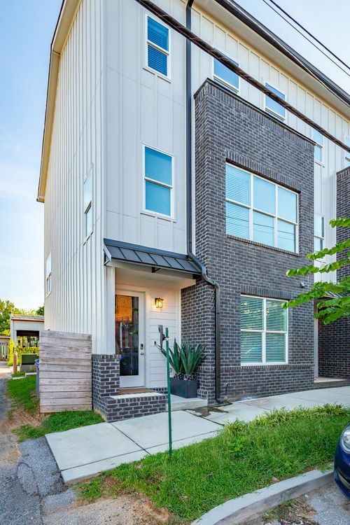 272 W 16th St, Chattanooga, TN, 37408-1197 | Card Image