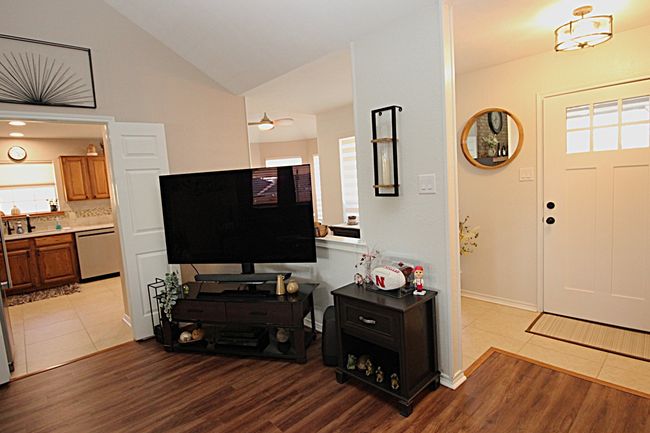 Entryway | Image 22