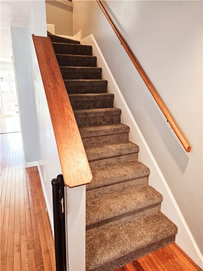 UNIT-606 - 351 New London Ave, Condo with 2 bedrooms, 2 bathrooms and 2 parking in Warwick RI | Image 12