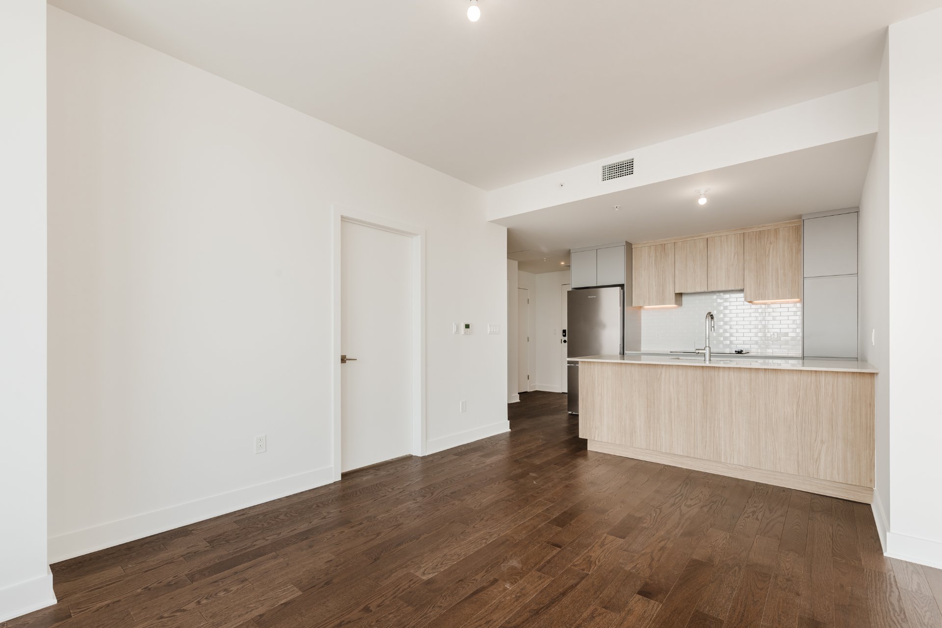 Residential in Longueuil (Le Vieux-Longueuil) 5