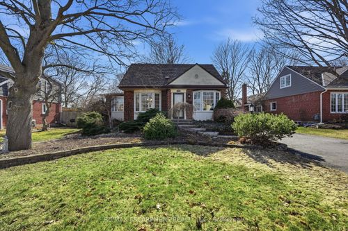 952 Danforth Avenue, Burlington, ON, L7T1S8 | Card Image