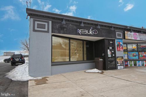 630 Crown St, Morrisville, PA, 19067-6219 | Card Image