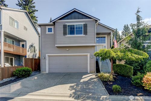 1725 73rd Ave Se, Lake Stevens, WA, 98258-4547 | Card Image