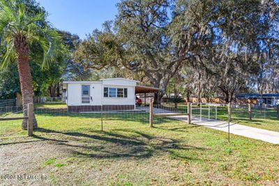 207 Salem Street, House other with 2 bedrooms, 2 bathrooms and null parking in Interlachen FL | Image 1