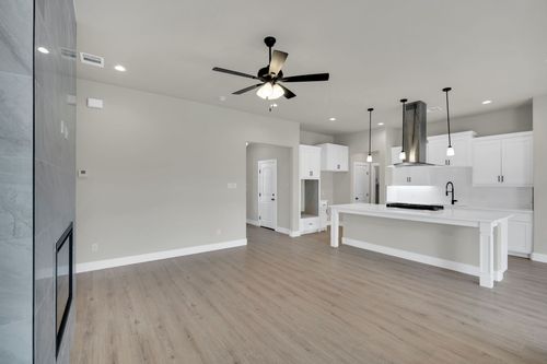 340 E Marshall Ct, Palmer, TX, 75152-4332 | Card Image