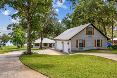 8469 Lilly Lake Road, House other with 4 bedrooms, 3 bathrooms and null parking in Melrose FL | Image 1