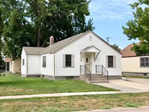 714 2nd St, Gibbon, NE, 68840-6213 | Card Image