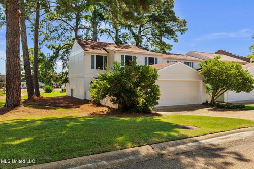 192 Lakebend Cir, Brandon, MS, 39042-2219 | Card Image