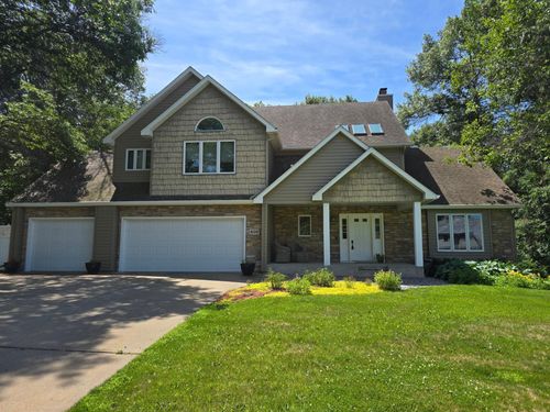 850 Meadowlawn Ct, Sartell, MN, 56377-2262 | Card Image