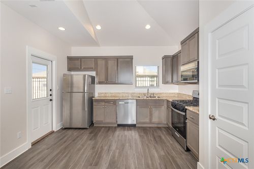 501-1300 W Black Locust Dr, Pflugerville, TX, 78660-1638 | Card Image