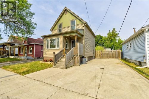 49 Harmony Ave, Hamilton, ON, L8H4X3 | Card Image