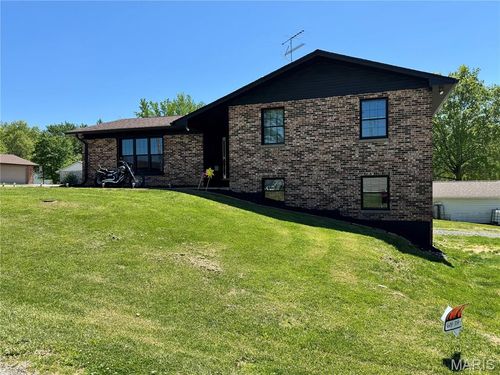 701 S Ridge Ave, Steeleville, IL, 62288-2119 | Card Image