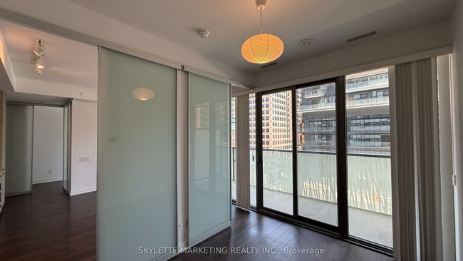 612 - 50 Charles St E, Condo with 2 bedrooms, 1 bathrooms and null parking in Toronto ON | Image 15