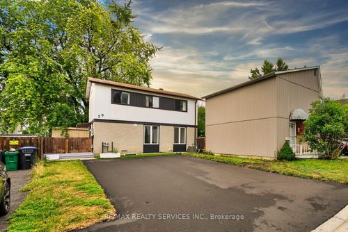 29 Hector Crt, Brampton, ON, L6S1P1 | Card Image