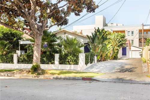 239 W Hillcrest Blvd, Inglewood, CA, 90301-2625 | Card Image