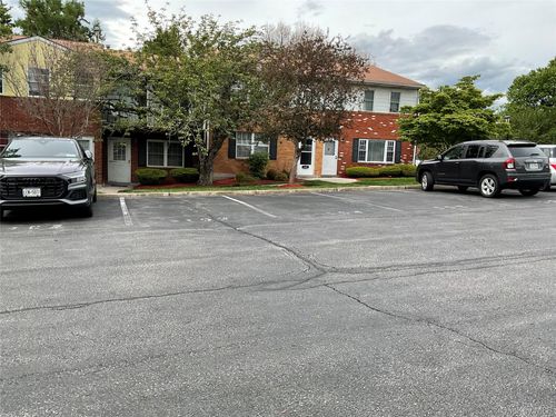 303-276 Temple Hill Rd, New Windsor, NY, 12553-6847 | Card Image