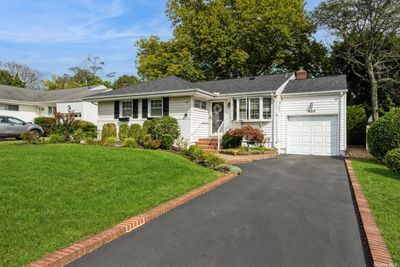 453 Derby Road, House other with 3 bedrooms, 2 bathrooms and null parking in Baldwin NY | Image 1