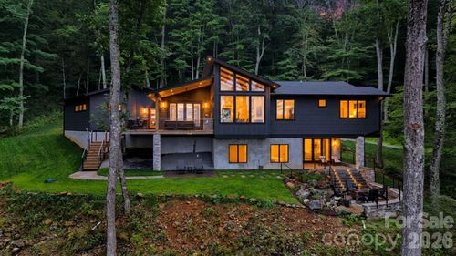 165 Rock Water Ext W, Boone, NC, 28607-6933 | Card Image