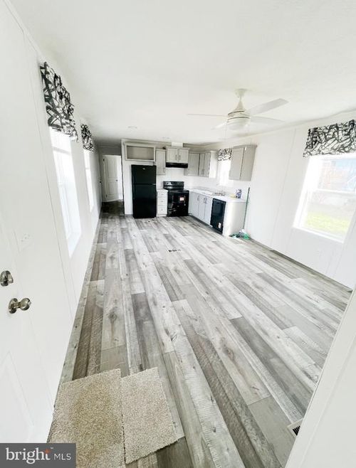 2 Cloverleaf Court, MCCONNELLSBURG, PA, 17233 | Card Image