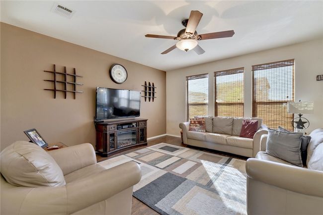 145 Rudy Ln, House other with 3 bedrooms, 3 bathrooms and 2 parking in Kyle TX | Image 8
