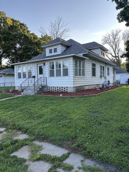 222 N Water St, Goldfield, IA, 50542-5047 | Card Image