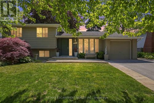 570 Rosedale Cres, Burlington, ON, L7N2T1 | Card Image