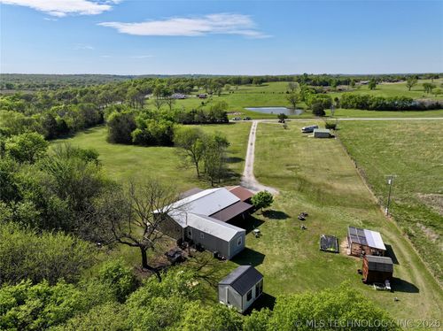 4124 Fairview Road, Davis, OK, 73030 | Card Image