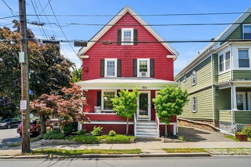 246 Burrill St, Swampscott, MA, 01907-1754 | Card Image